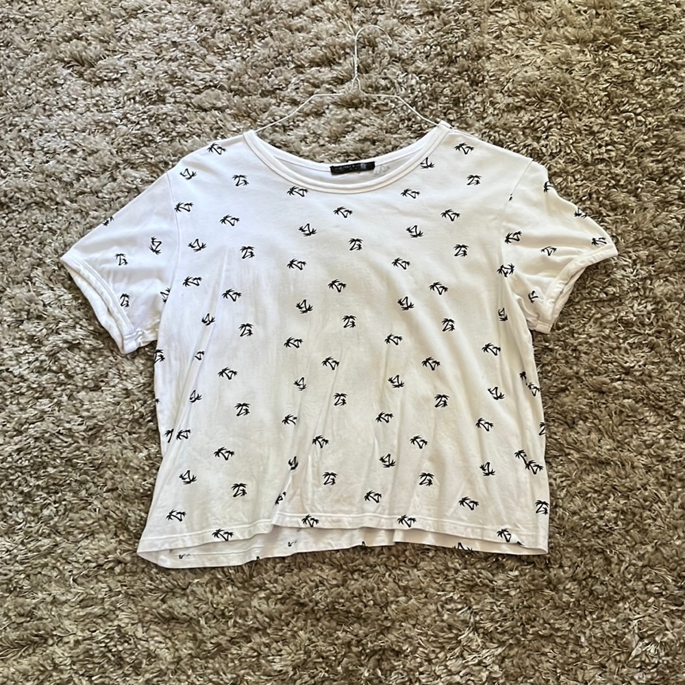❤️must order 2 or more items❤️ Cute palm tree T-shirt